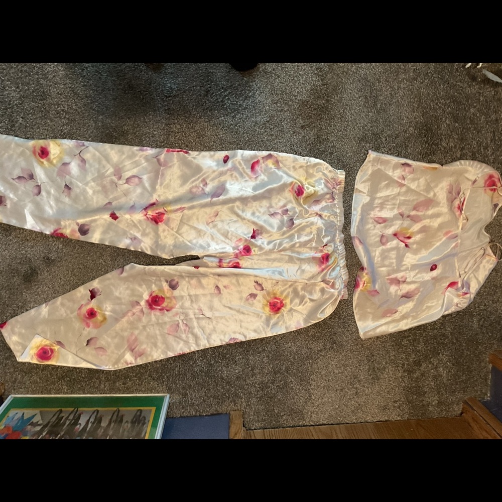 Silky pj set